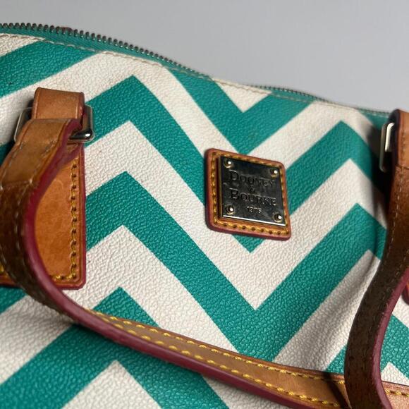 Dooney & Bourke Chevron Tote Bag – Teal & White Canvas with Leather Trim - Picture 7 of 10